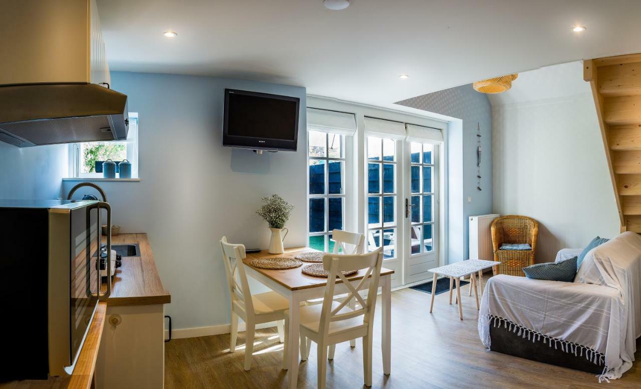 주테란데 Slapen Aan De Bosweg B&B 외부 사진