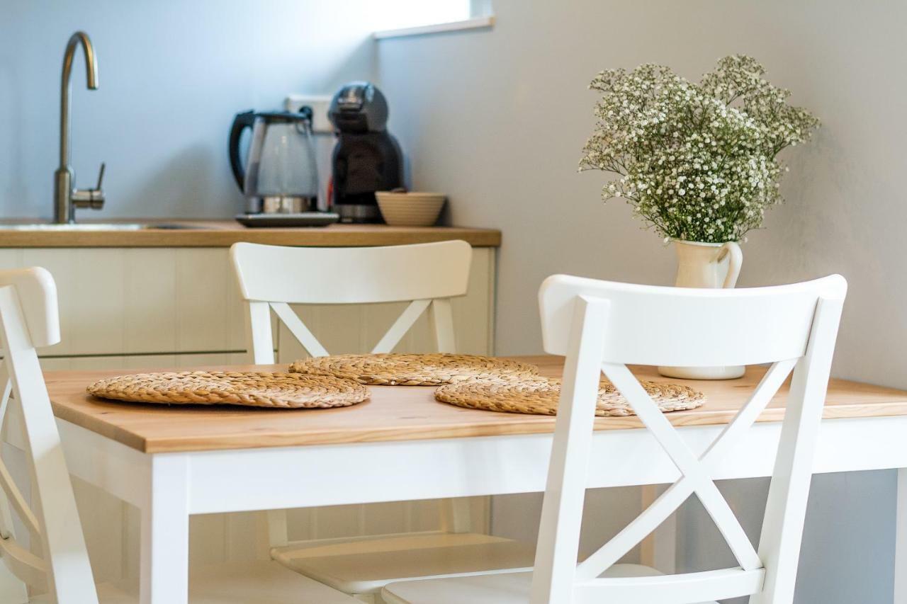 주테란데 Slapen Aan De Bosweg B&B 외부 사진